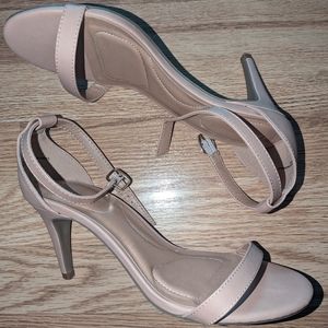 Lane Bryant "Palomino" Heel size 10